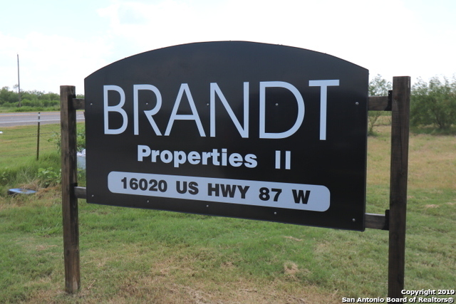 Listing photo id 17 for 16020 Us Highway 87 West