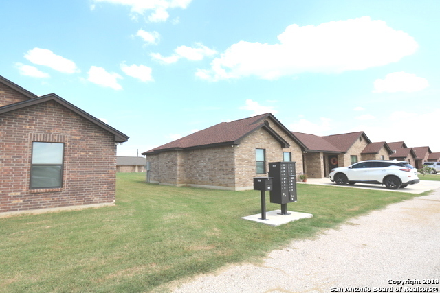 Listing photo id 21 for 16020 Us Highway 87 West