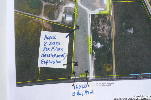 Listing photo id 7 for 16020 Us Highway 87 West