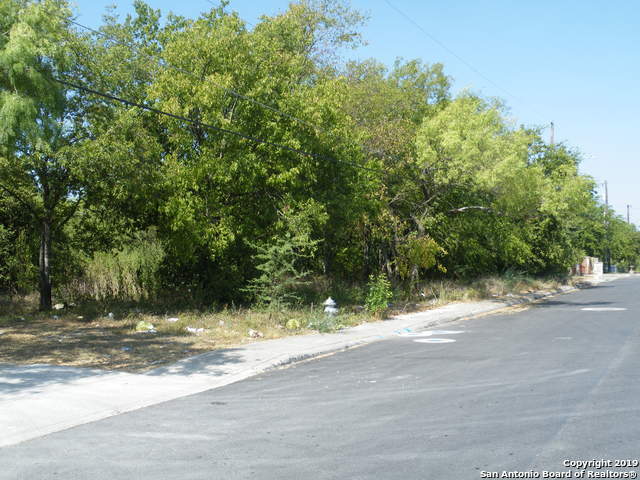 Listing photo id 2 for 4930 Fortuna