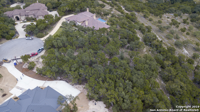 Listing photo id 4 for 11002 Caliza Bluff