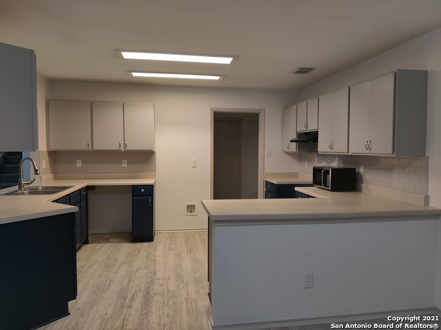 Image 11 of 18 For 9870 Sunset Pl