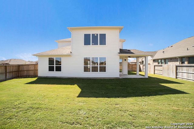 Listing photo id 28 for 461 Foxtail Valley