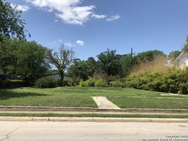 Details for 233 Craig Pl E, San Antonio, TX 78212