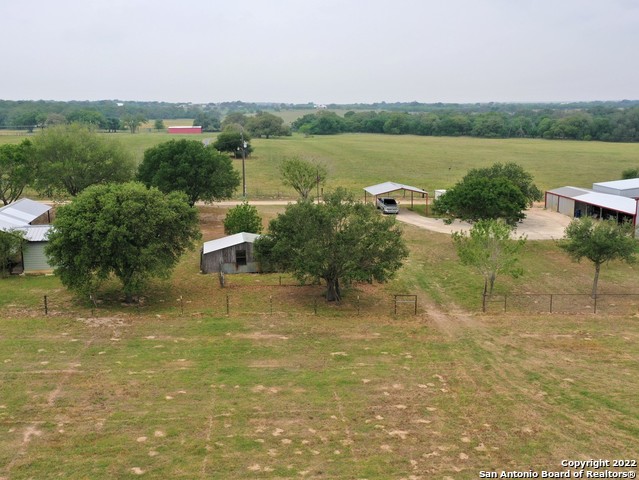 Listing photo id 8 for 140 County Road 344