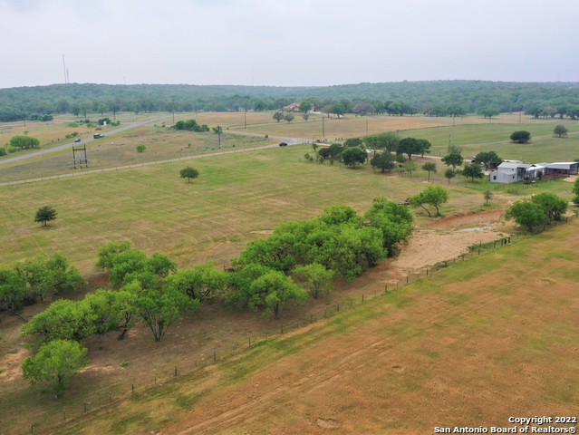 Listing photo id 2 for 140 County Road 344