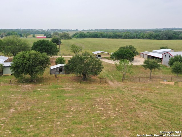 Listing photo id 5 for 140 County Road 344