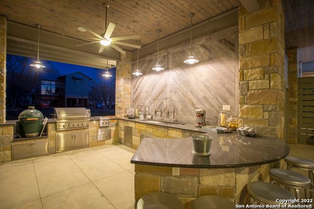 Listing photo id 28 for 164 Cypress Way