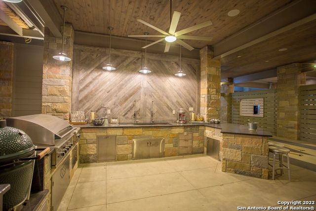 Listing photo id 29 for 164 Cypress Way