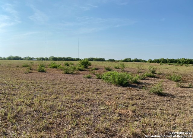 Image 9 of 49 For 13220 E Loop 1604 S