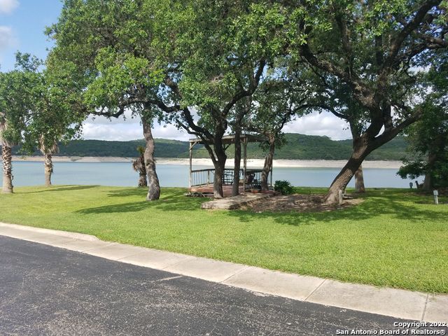 Details for 955 Faurie  Rv, Lakehills, TX 78063