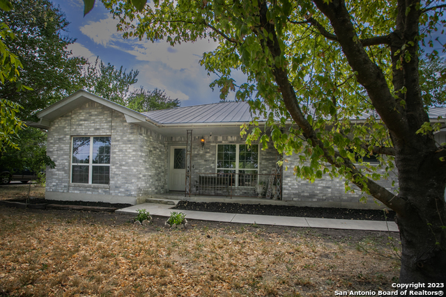 Listing photo id 1 for 302 San Julian Creek Rd