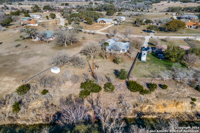 Listing photo id 37 for 302 San Julian Creek Rd