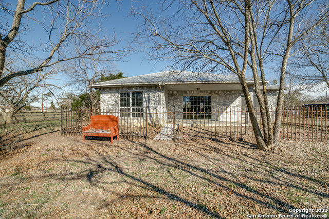 Listing photo id 46 for 302 San Julian Creek Rd