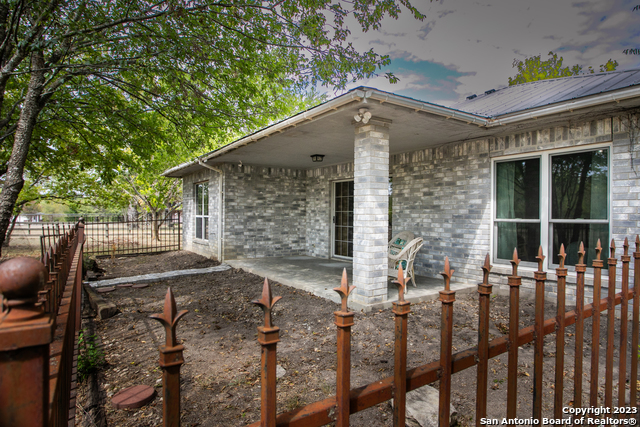 Listing photo id 3 for 302 San Julian Creek Rd