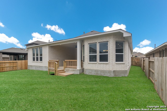 Listing photo id 23 for 2192 Zachry Dr