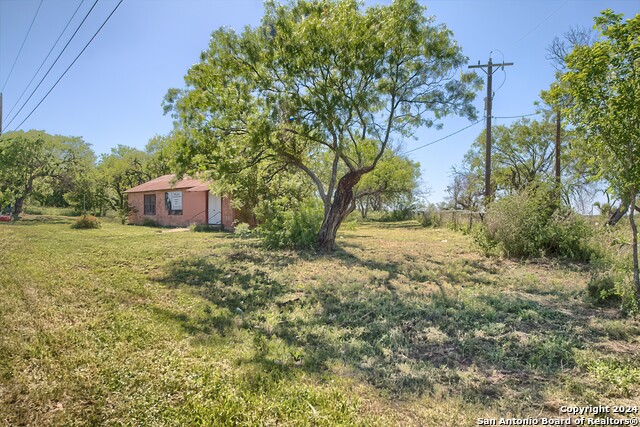 Image 9 of 23 For 12847 Pearsall