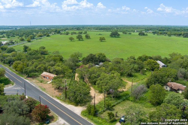 Image 9 of 11 For 12831 Pearsall Rd
