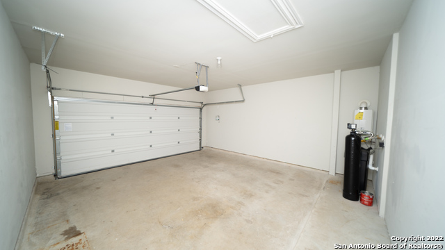 Listing photo id 14 for 7846 Belmont Valley