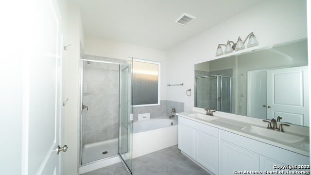 Listing photo id 5 for 7846 Belmont Valley