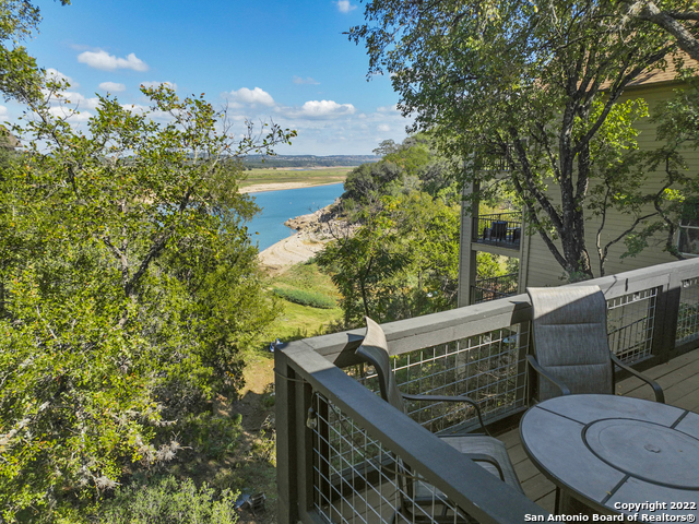 Details for 106 Center Cove Ii Loop, SPICEWOOD, TX 78669