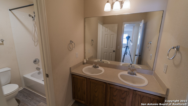 Listing photo id 22 for 10839 Red Musket Trail