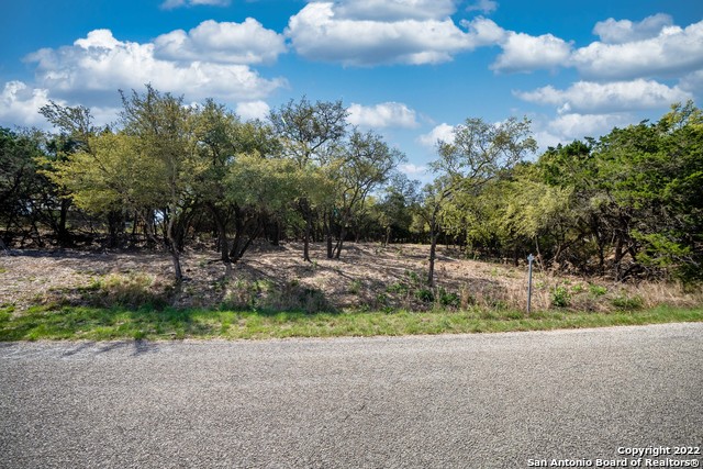 Image 4 of 20 For 1752 Trailridge Dr