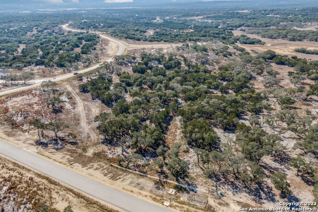 Image 7 of 8 For 1084 Earle Oak Ave