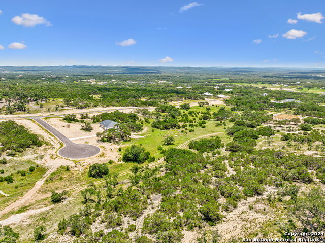Image 6 of 29 For 34713 Mayer Oaks