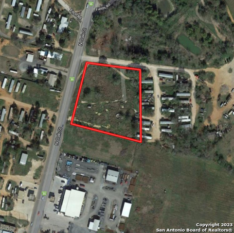 Listing photo id 5 for 1600 Bi 35  