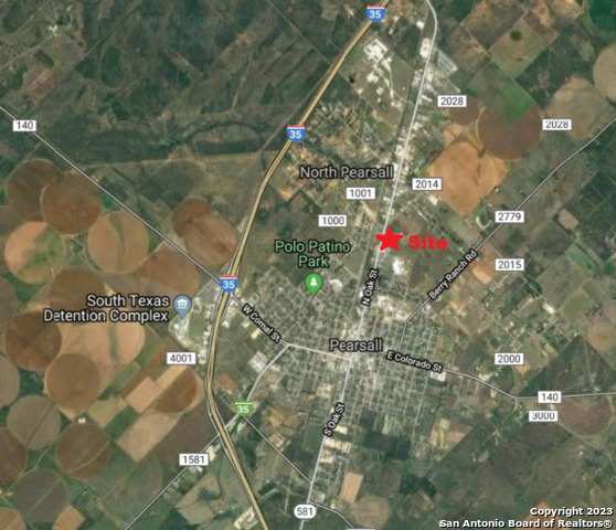 Listing photo id 6 for 1600 Bi 35  