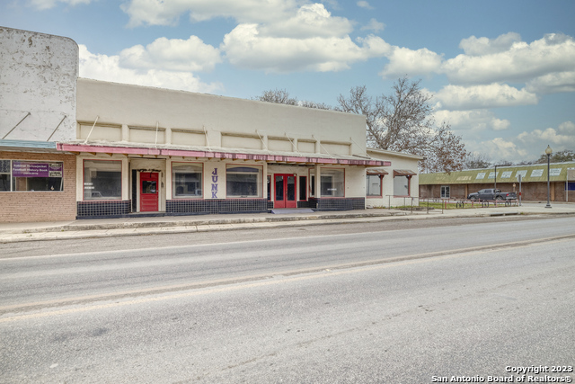 Details for 317 Center  , Sabinal, TX 78881