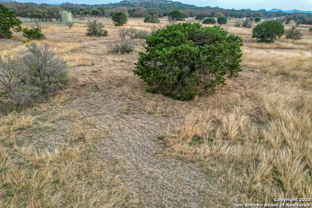 Image 5 of 6 For 19240 Ranch Road 337 W