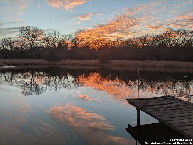 Details for 960 Cr 439  , Stockdale, TX 78160