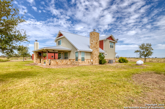 Image 11 of 74 For 2371 Ranch Road 187 N