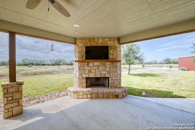 Image 45 of 74 For 2371 Ranch Road 187 N