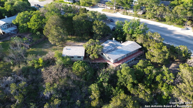 Listing photo id 1 for 1203 Walnut Ave N