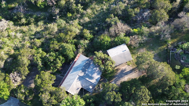 Listing photo id 3 for 1203 Walnut Ave N