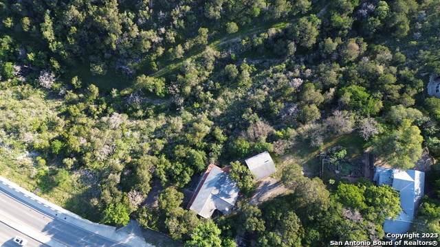 Listing photo id 4 for 1203 Walnut Ave N