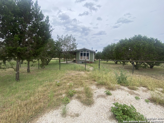 Image 21 of 25 For 635 Burditt Ranch Rd