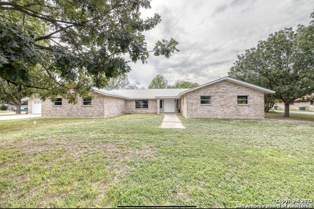 Details for 415 Ham Ln  , Uvalde, TX 78801