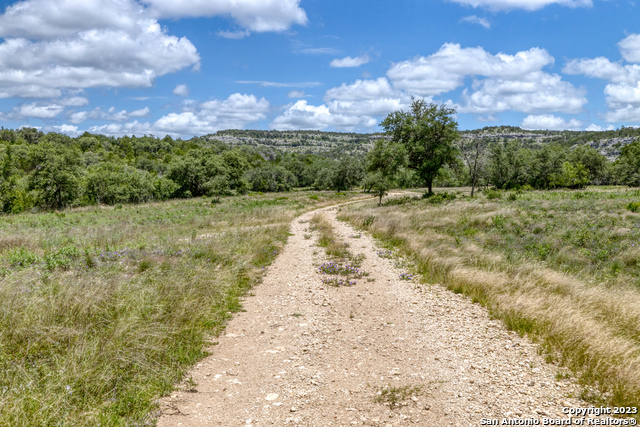 Image 30 of 107 For County Road 415 Pr 2780