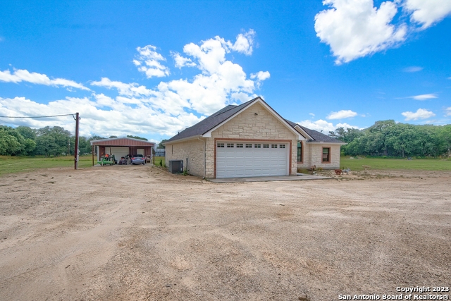 Listing photo id 0 for 10936 Us Hwy 87 W