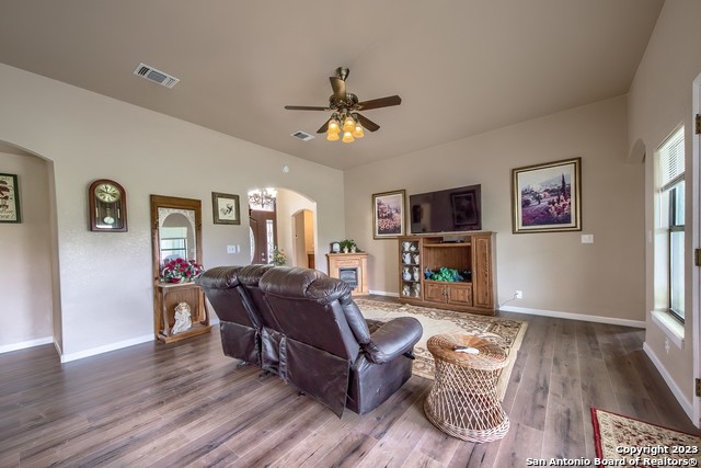 Listing photo id 6 for 10936 Us Hwy 87 W