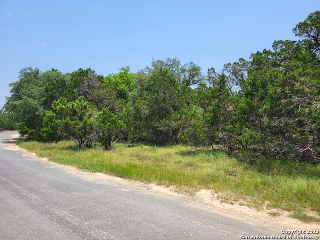 Details for 6 N Star Dr  , Bandera, TX 78003