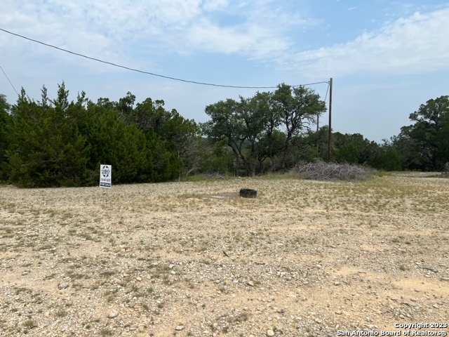 Image 5 of 7 For 398 Atascosa Rd