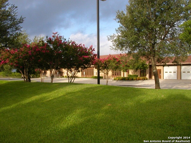 1415 Cable Ranch Rd 106