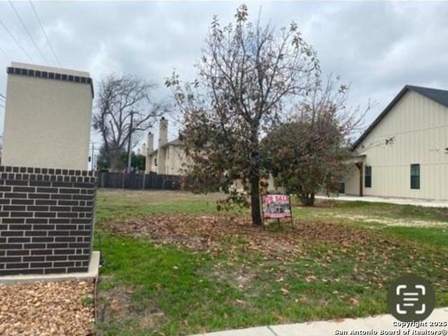 Image 2 of 4 For 7103 Parkside Pl