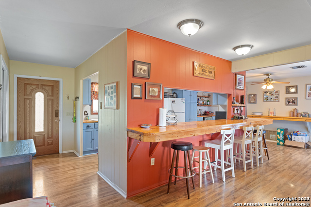 Listing photo id 10 for 5374 County Road 111 S