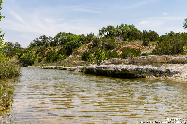 Listing photo id 17 for 5374 County Road 111 S